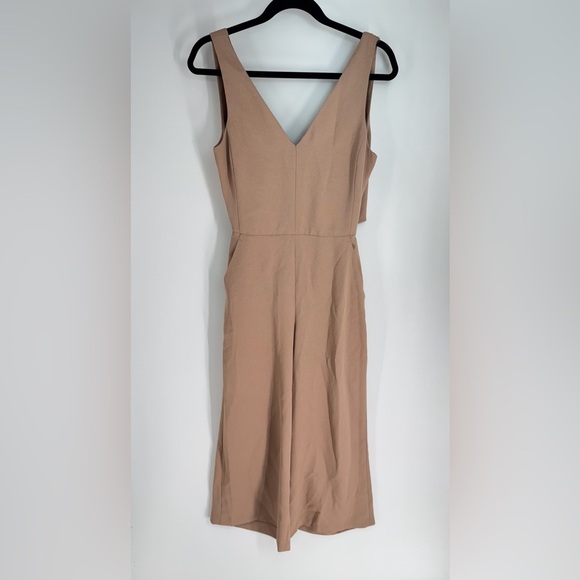Wilfred Aritzia Classic Career Tan Back Tie Zip Up V Neck Jumpsuit - Picture 1 of 4